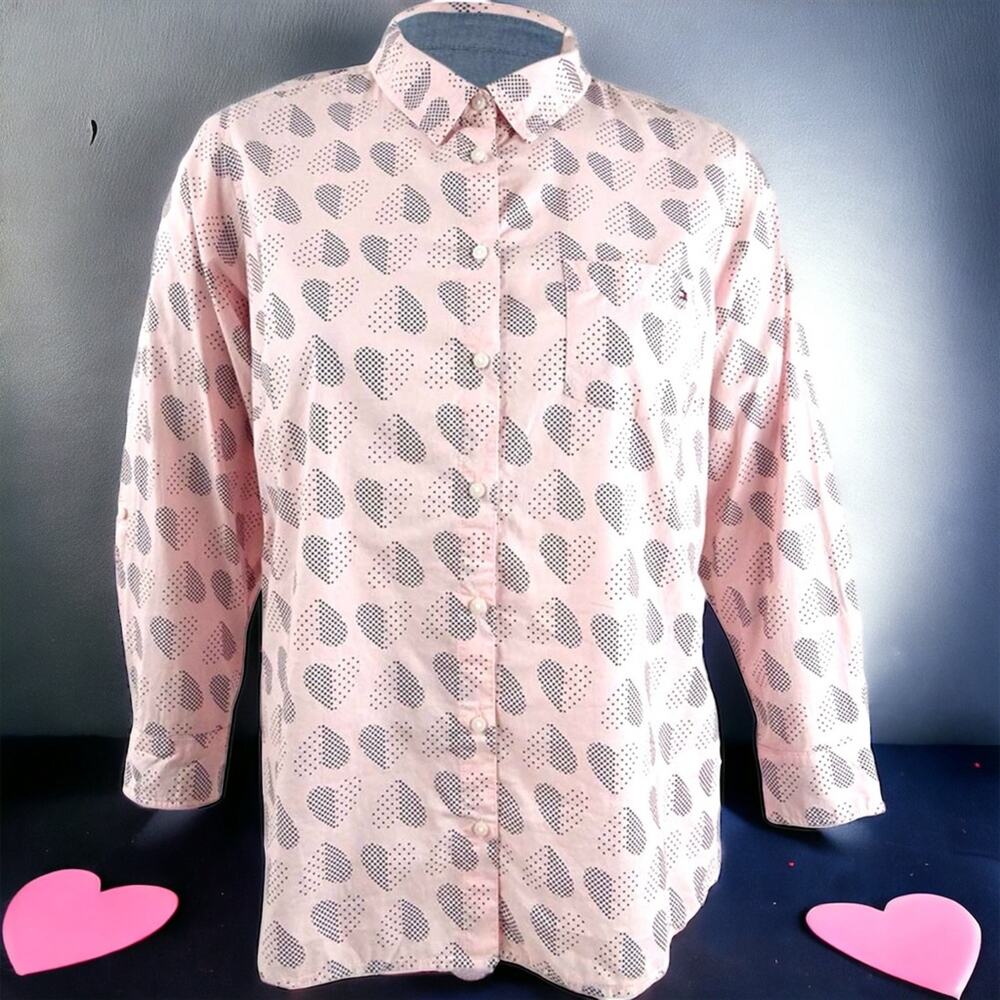 NWOT Tommy Hilfiger Polkadot heart cotton Button Down Valentine’s Day shirt M